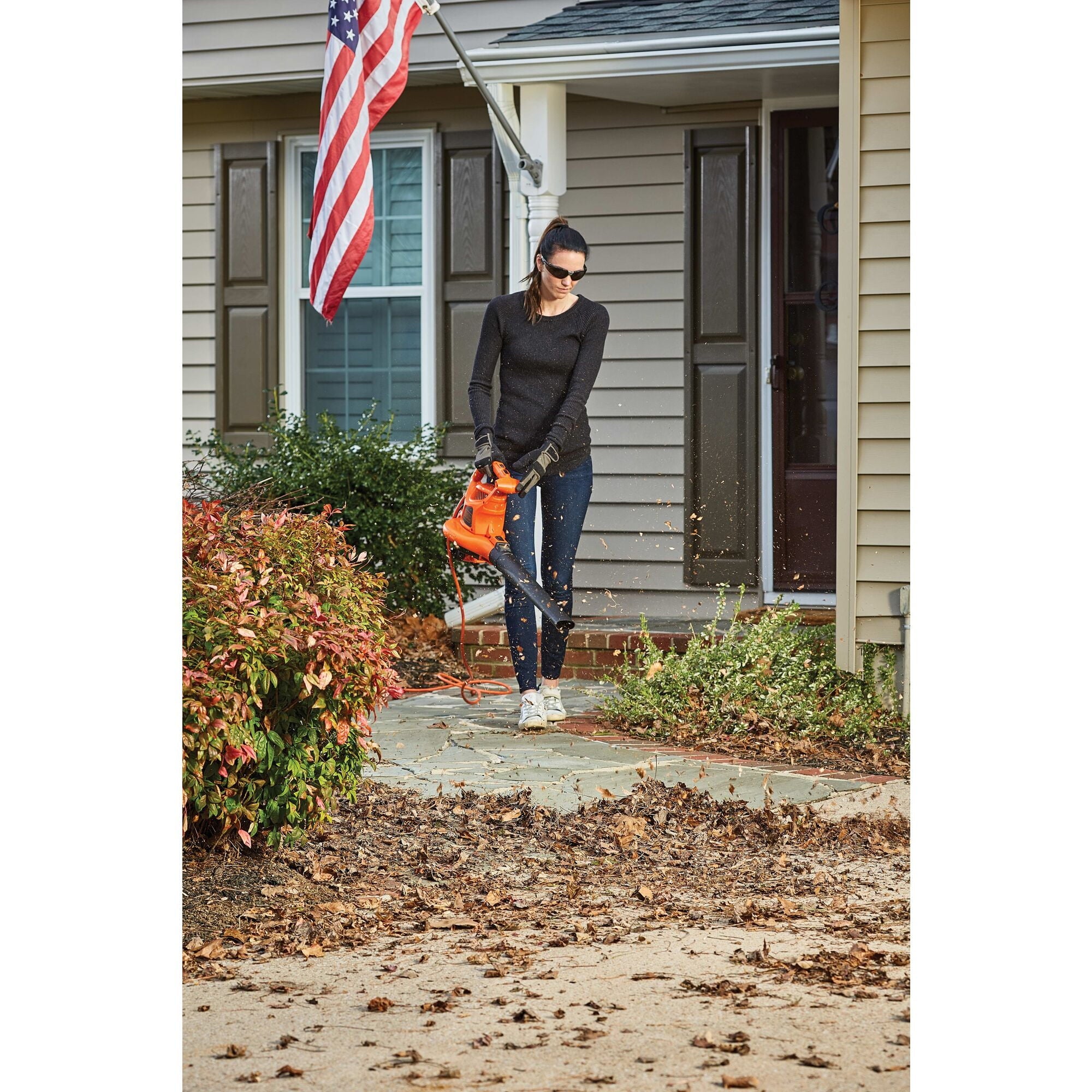 BLACK+DECKER 3-In-1 Electric Leaf Blower, Leaf Vacuum, Mulcher, (BEBL7000)