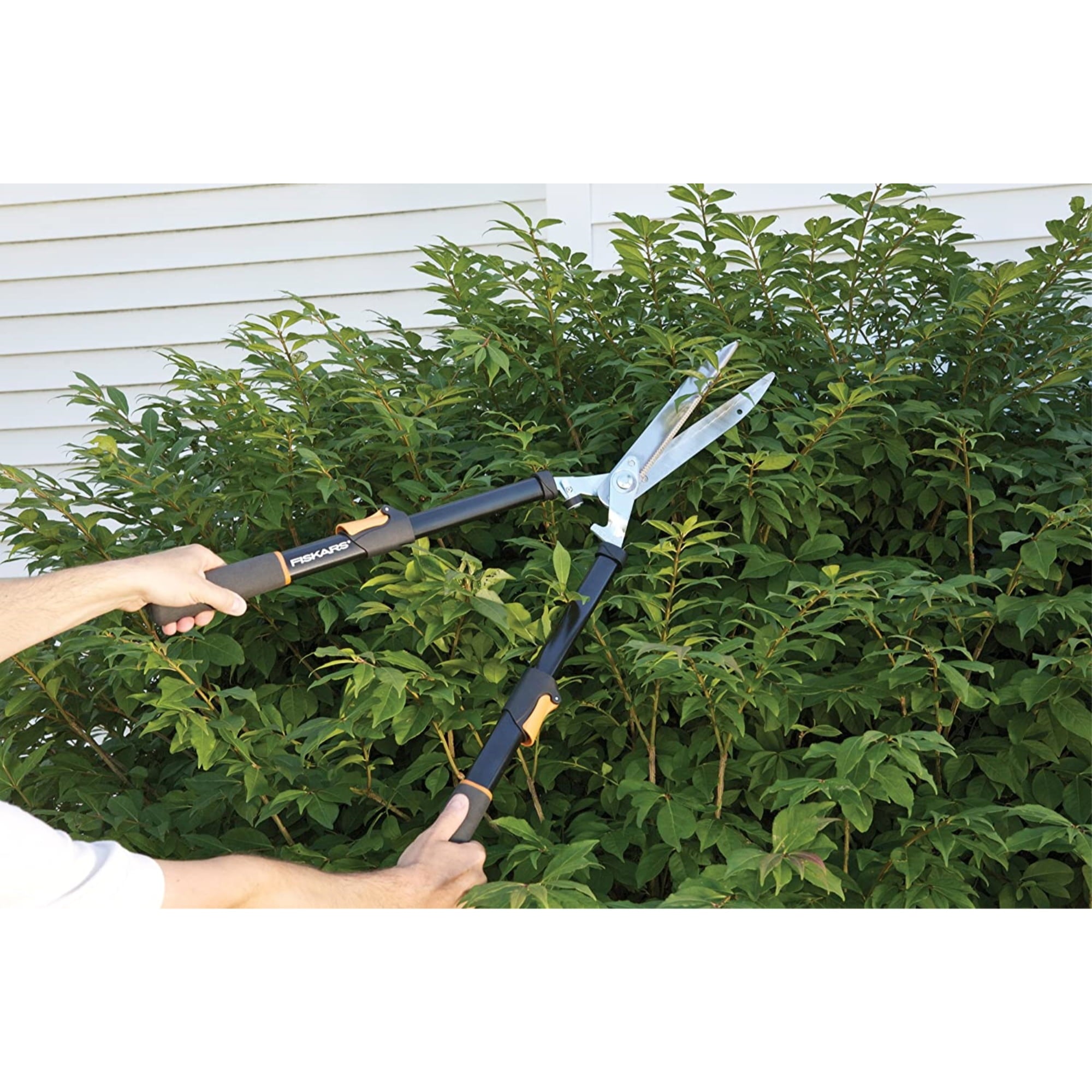 Fiskars Extendable Hedge Shears, 25-33" Power-Lever Steel Clippers